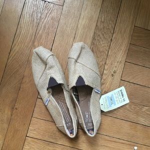 Toms- brown SIZE 10